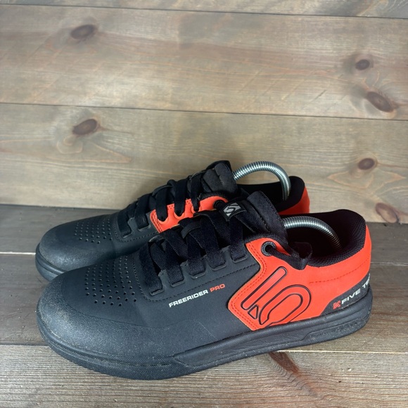 five ten freerider pro mens size 8 shoes black mountain biking athletic sneakers - Picture 1 of 8